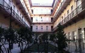 Trendy Home Near Basilica With Ac